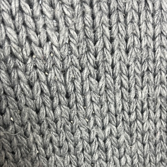 Alpaca Wool Gray Knit Sweater with White Pattern - Picture 7 of 8